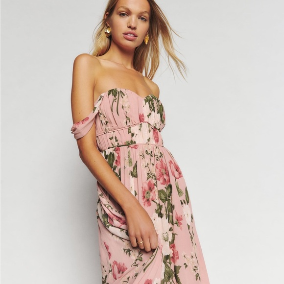 Reformation Jayde Dress in Rose Garden - Picture 4 of 6